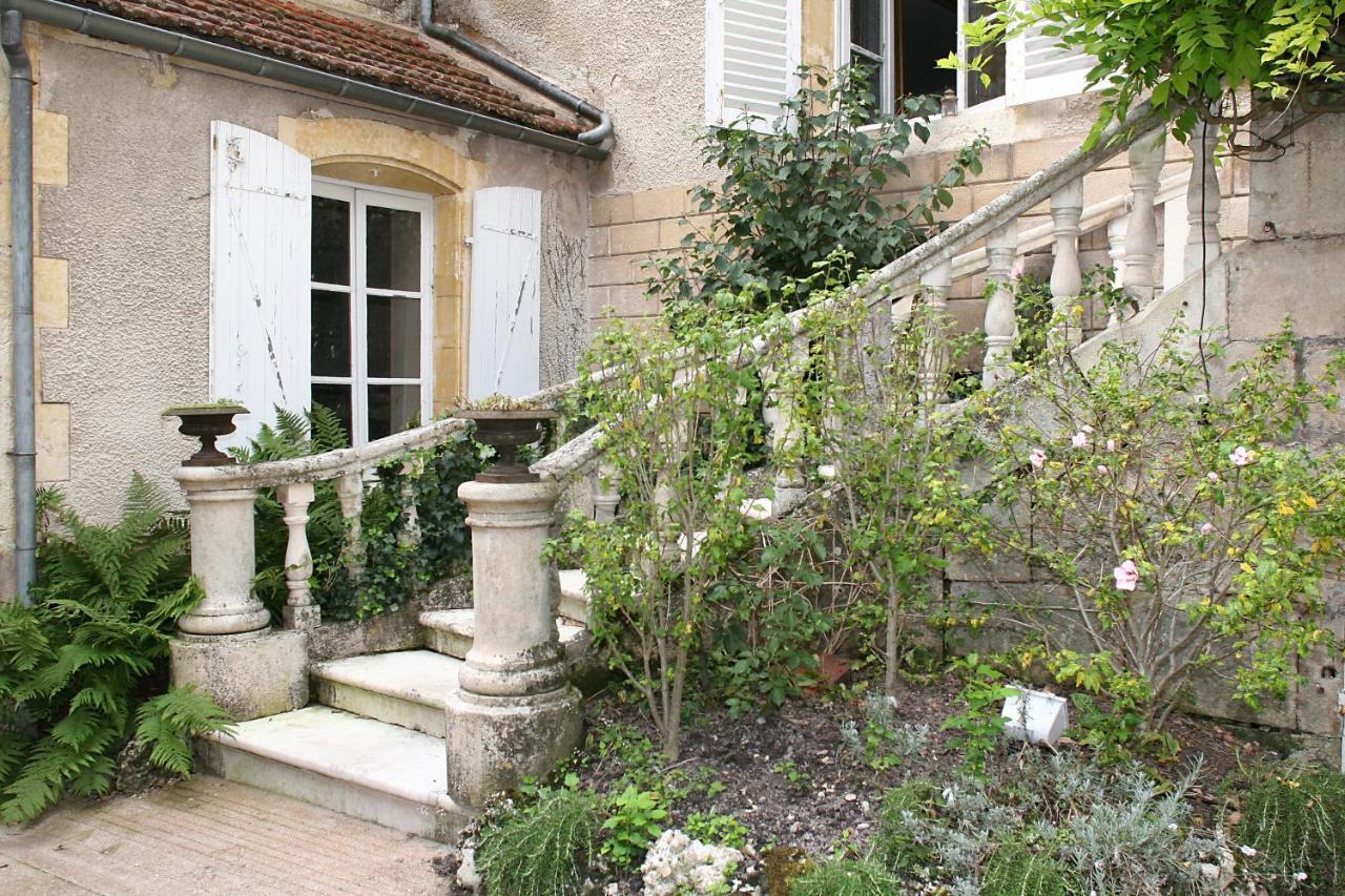 Le Tabellion Bed & Breakfast Noyers-sur-Serein Eksteriør bilde