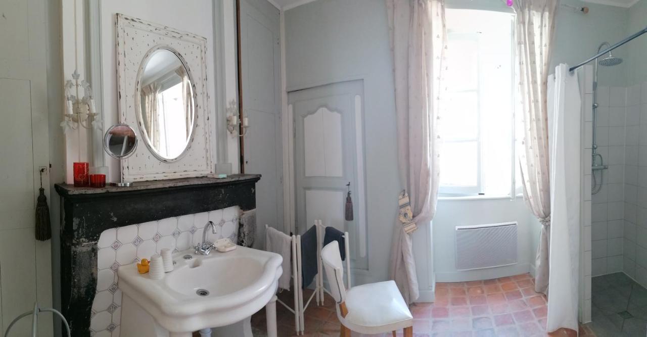 Le Tabellion Bed & Breakfast Noyers-sur-Serein Eksteriør bilde